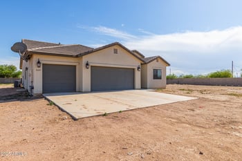 5145 Hash Knife Draw Rd, San Tan Valley, AZ 85140