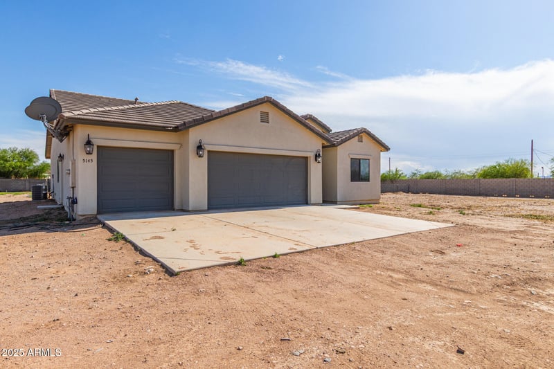 5145 Hash Knife Draw Rd, San Tan Valley, AZ 85140