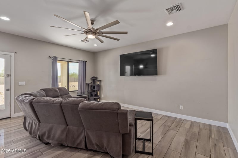 5145 Hash Knife Draw Rd, San Tan Valley, AZ 85140