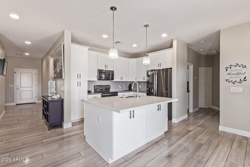 5145 Hash Knife Draw Rd, San Tan Valley, AZ 85140