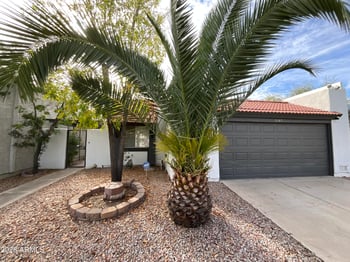 5145 Sanna St, Glendale, AZ 85302