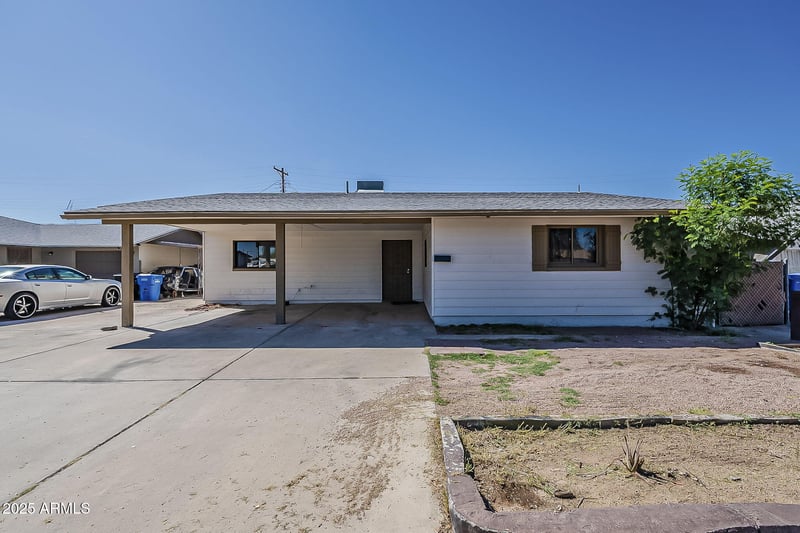 5147 Earll Dr, Phoenix, AZ 85031