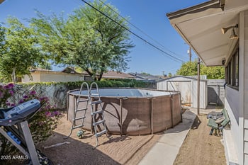 5147 Earll Dr, Phoenix, AZ 85031