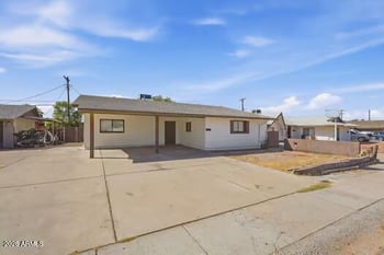 5147 W Earll Dr, Phoenix, AZ 85031