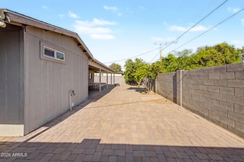 515 Vista Del Cerro Dr, Tempe, AZ 85281