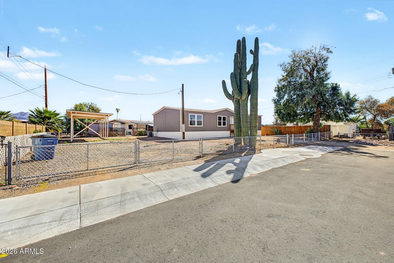 515 N Desert View Dr, Apache Junction, AZ 85120
