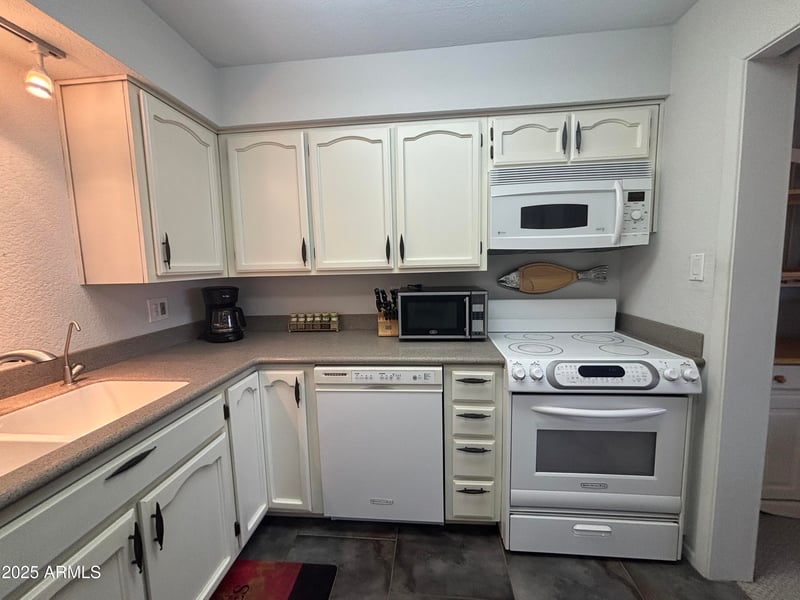 515 Parkcrest -- #541, Mesa, AZ 85206