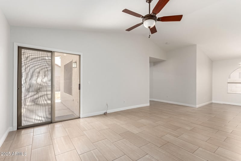 515 Sherri Dr, Gilbert, AZ 85296