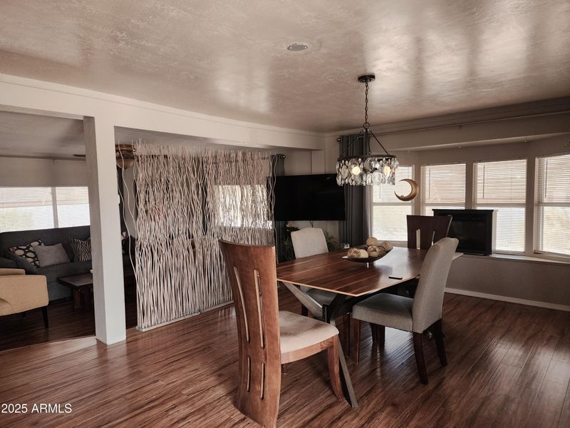 515 W Foothill St, Apache Junction, AZ 85120