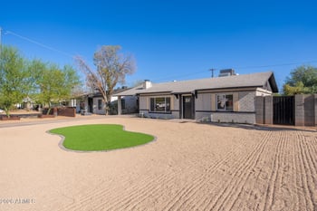 515 Hazelwood St, Phoenix, AZ 85013