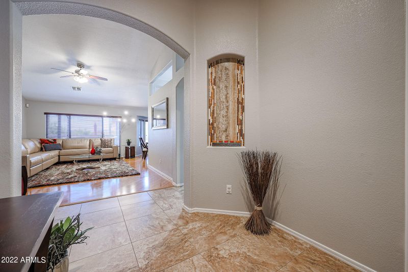 515 W Michelle Dr, Phoenix, AZ 85023