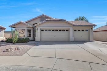5153 Pontiac Dr, Glendale, AZ 85308