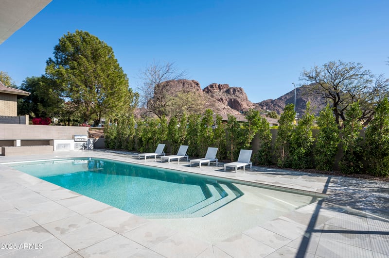 5156 45th Pl, Phoenix, AZ 85018