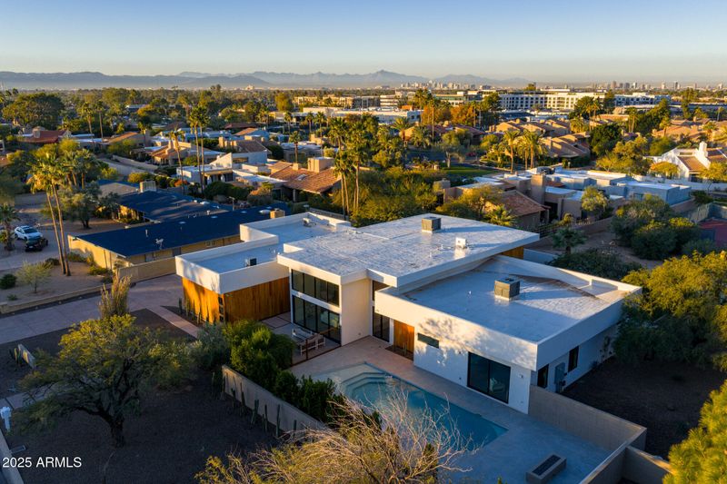 5156 N 45th Pl, Phoenix, AZ 85018