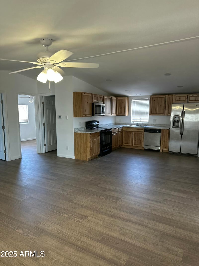 516 Baseline Rd, Buckeye, AZ 85326