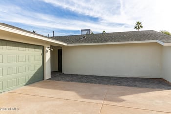 516 Greenway Dr, Tempe, AZ 85282