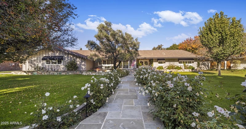 516 Lawrence Rd, Phoenix, AZ 85013