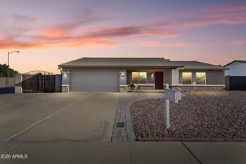 5160 Columbine Dr, Glendale, AZ 85304