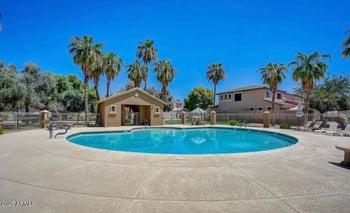 5161 Shaw Butte Dr, Glendale, AZ 85304