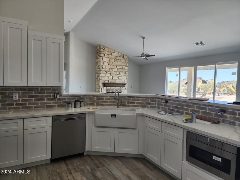 5161 Adobe Dam Dr, Queen Creek, AZ 85142