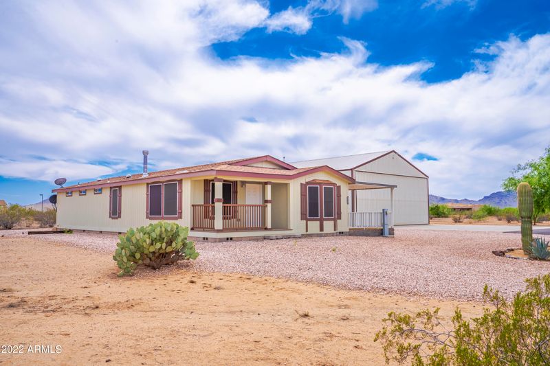 51619 W Donald Dr, Aguila, AZ 85320