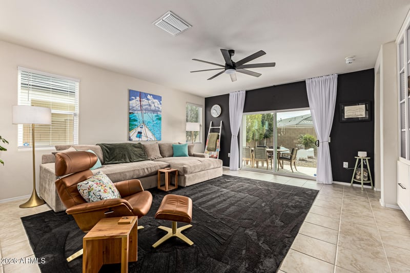 5167 E Diatomite Dr, San Tan Valley, AZ 85143
