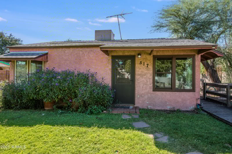 517 Brown St, Tempe, AZ 85281