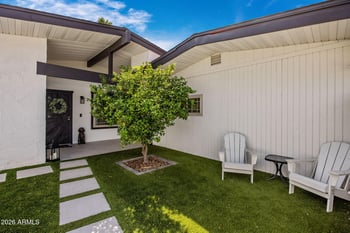 517 Coral Gables Dr, Phoenix, AZ 85023