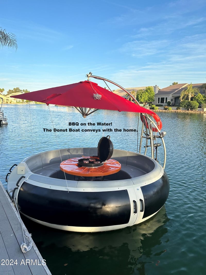517 Marina Dr, Gilbert, AZ 85233