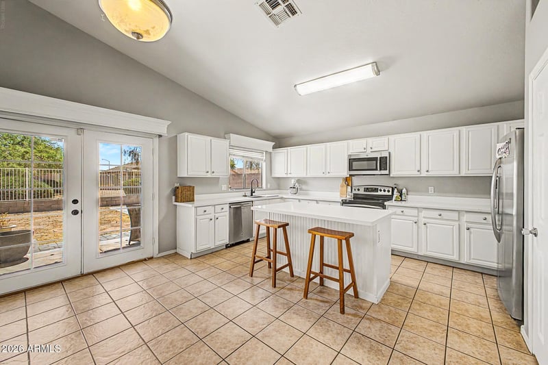 517 N 105th Pl, Mesa, AZ 85207