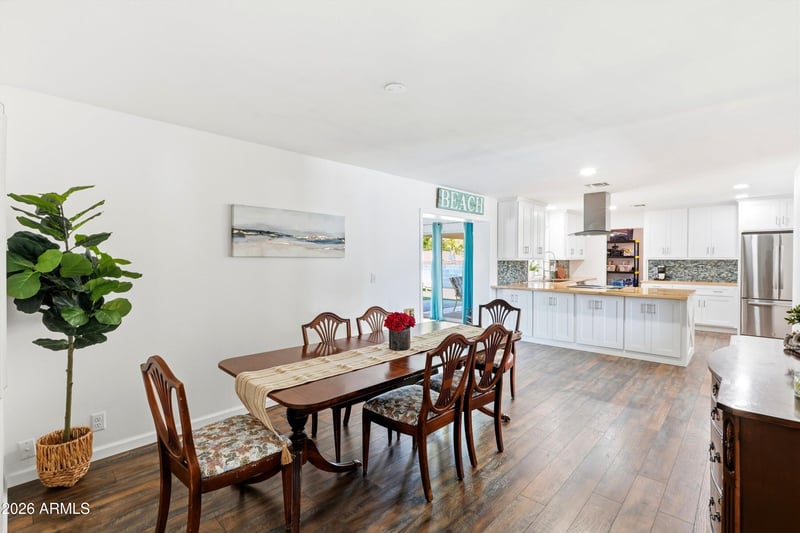 517 S Rosemont --, Mesa, AZ 85206