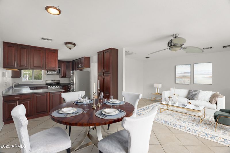 517 W 17th St, Tempe, AZ 85281