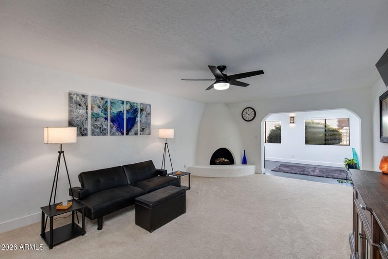 5172 77th St, Scottsdale, AZ 85250