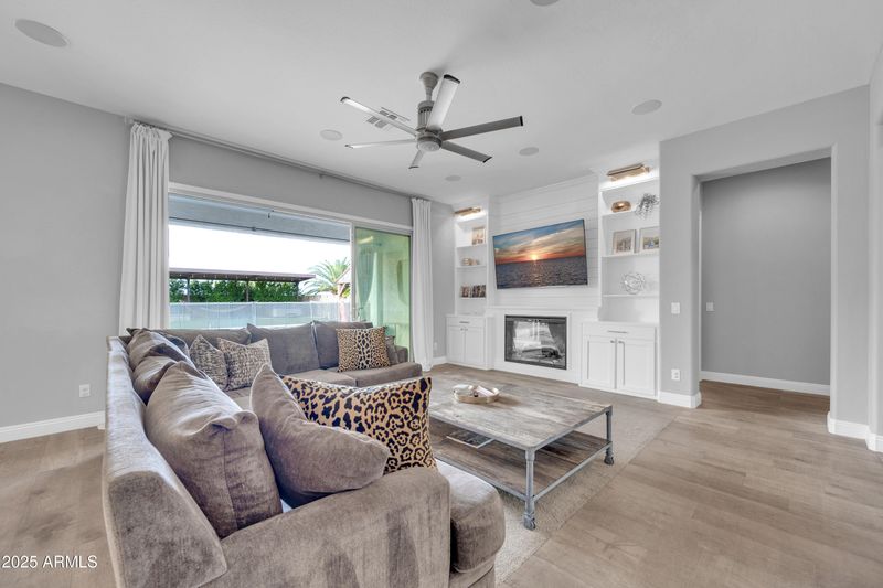 5172 S Seton Ave, Gilbert, AZ 85298