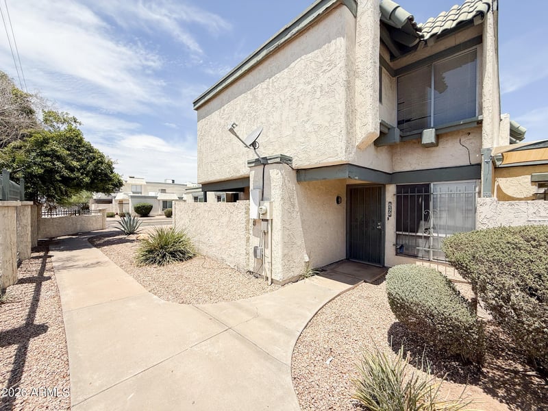 5172 W Olive Ave, Glendale, AZ 85302