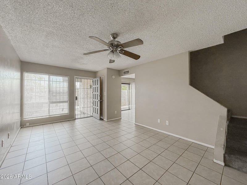 5172 W Olive Ave, Glendale, AZ 85302