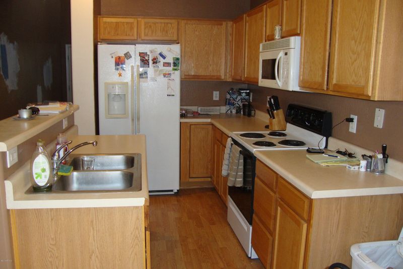 5175 W Paradise Dr, Glendale, AZ 85304