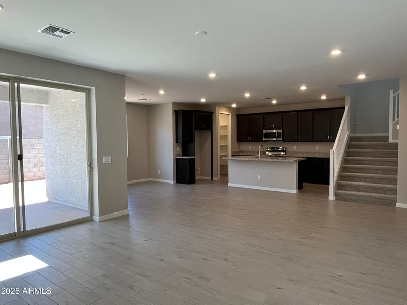 518 89th St, Mesa, AZ 85207