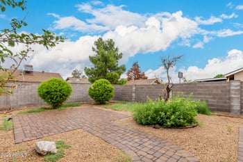 518 Rosemonte Dr, Phoenix, AZ 85027