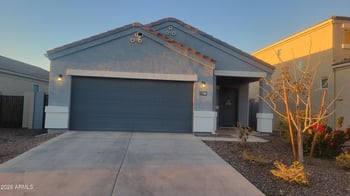 5180 Gummite Dr, San Tan Valley, AZ 85143