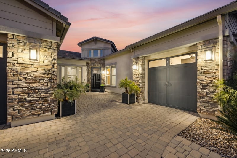 5180 Lafayette Dr, Chandler, AZ 85249