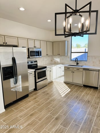 5185 Eileen Dr, Chandler, AZ 85248