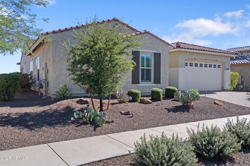 5189 206th Dr, Buckeye, AZ 85396