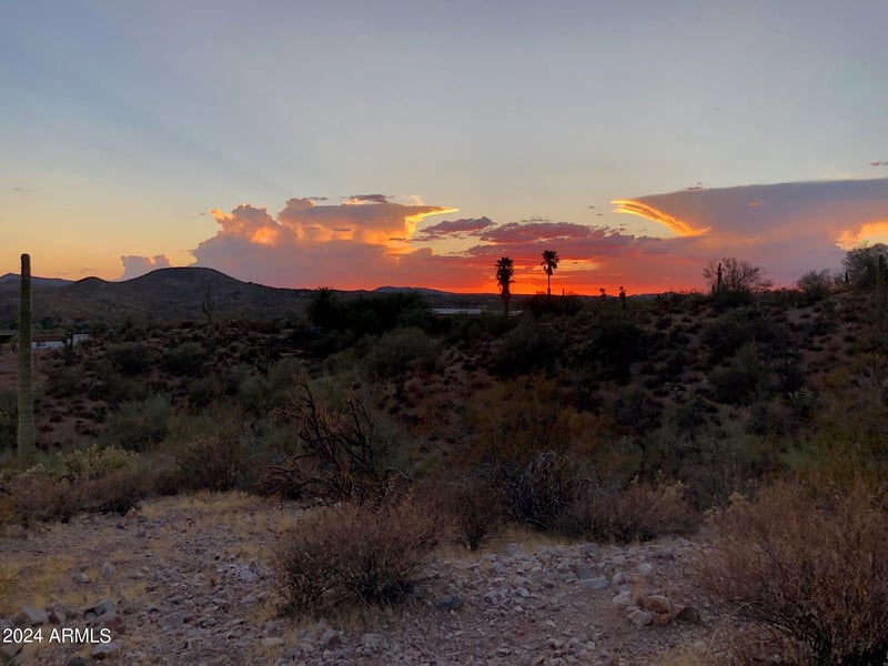 518XX Mockingbird Trl #-, Wickenburg, AZ 85390