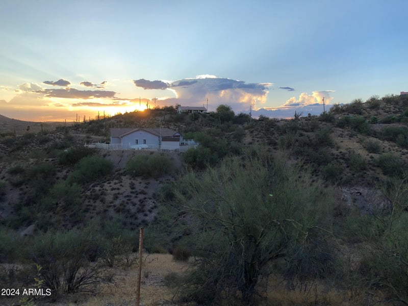 518XX Mockingbird Trl #-, Wickenburg, AZ 85390