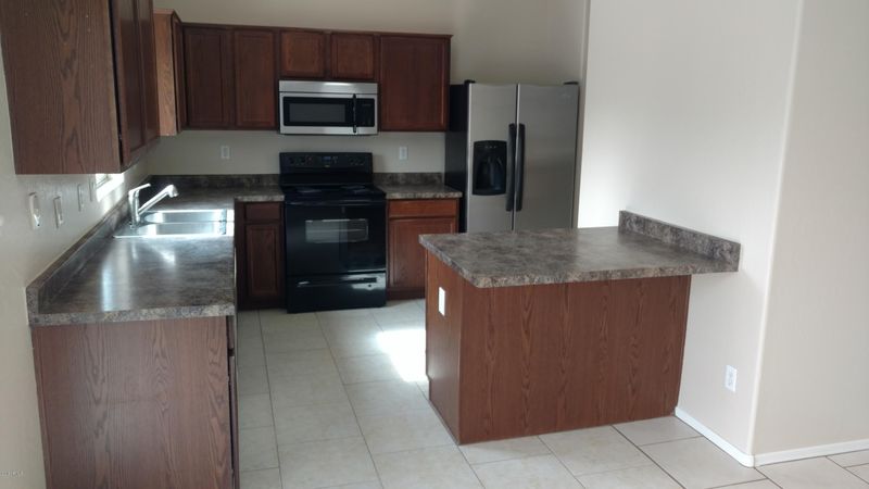 519 E Anastasia St, San Tan Valley, AZ 85140