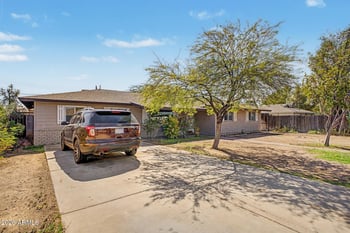 519 N Cheri Lynn Dr, Chandler, AZ 85225