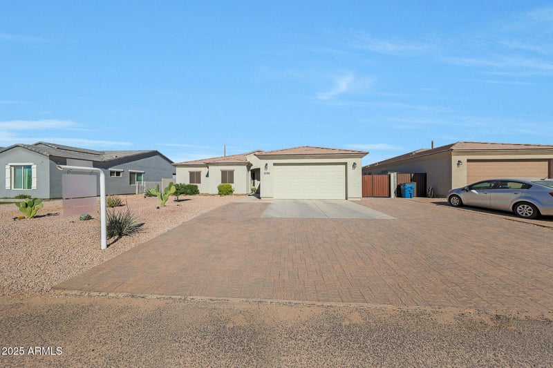 5196 Santa Rita Dr, San Tan Valley, AZ 85140