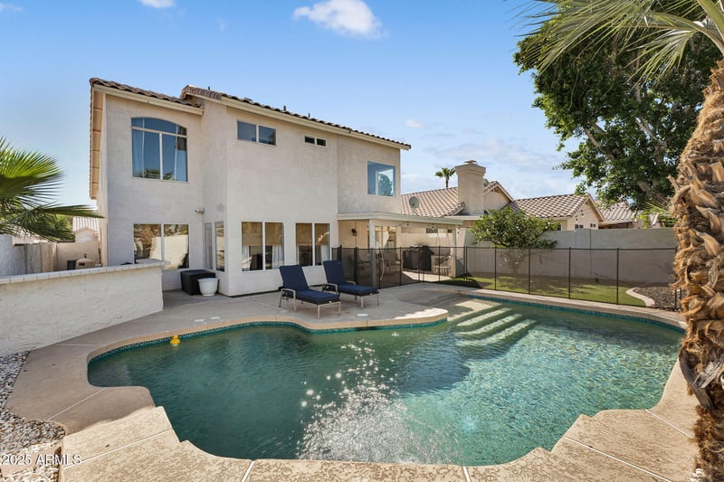 52 N Birch St, Gilbert, AZ 85233