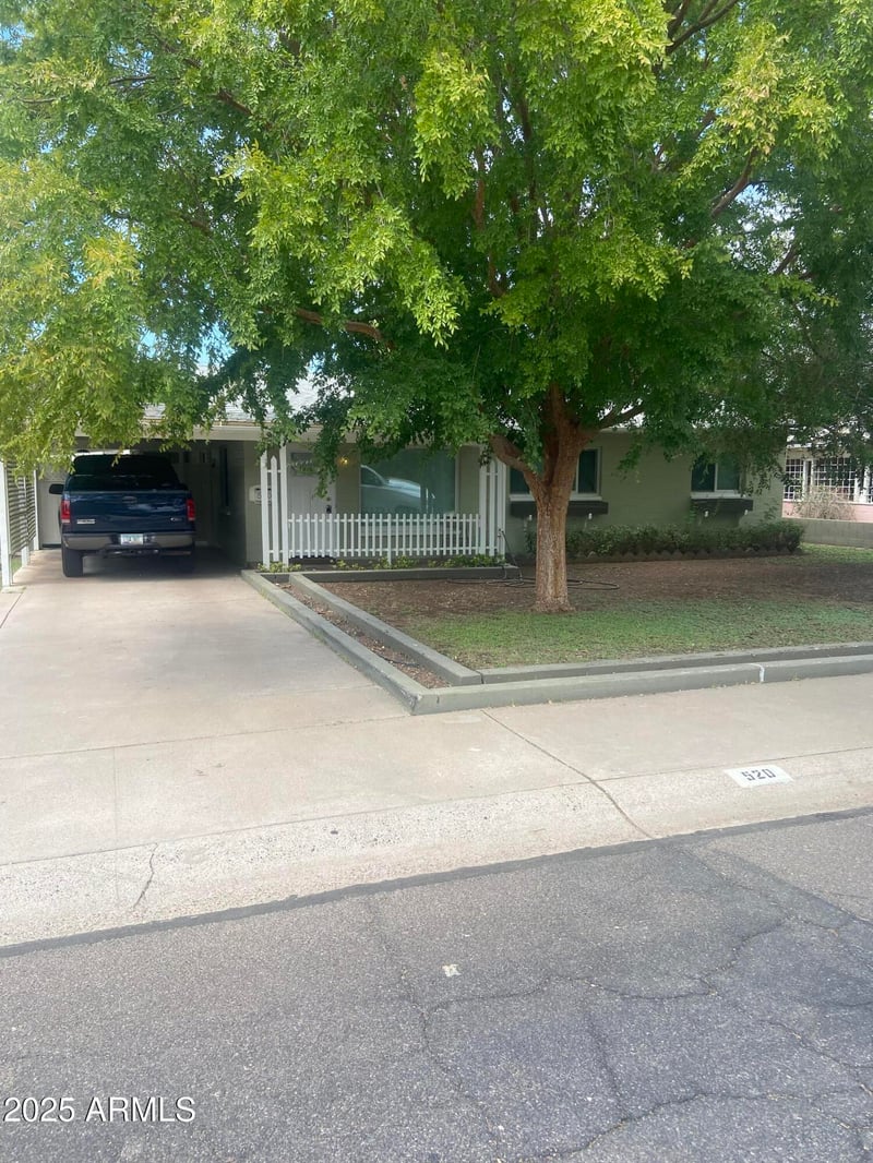 520 Brimhall St, Mesa, AZ 85203